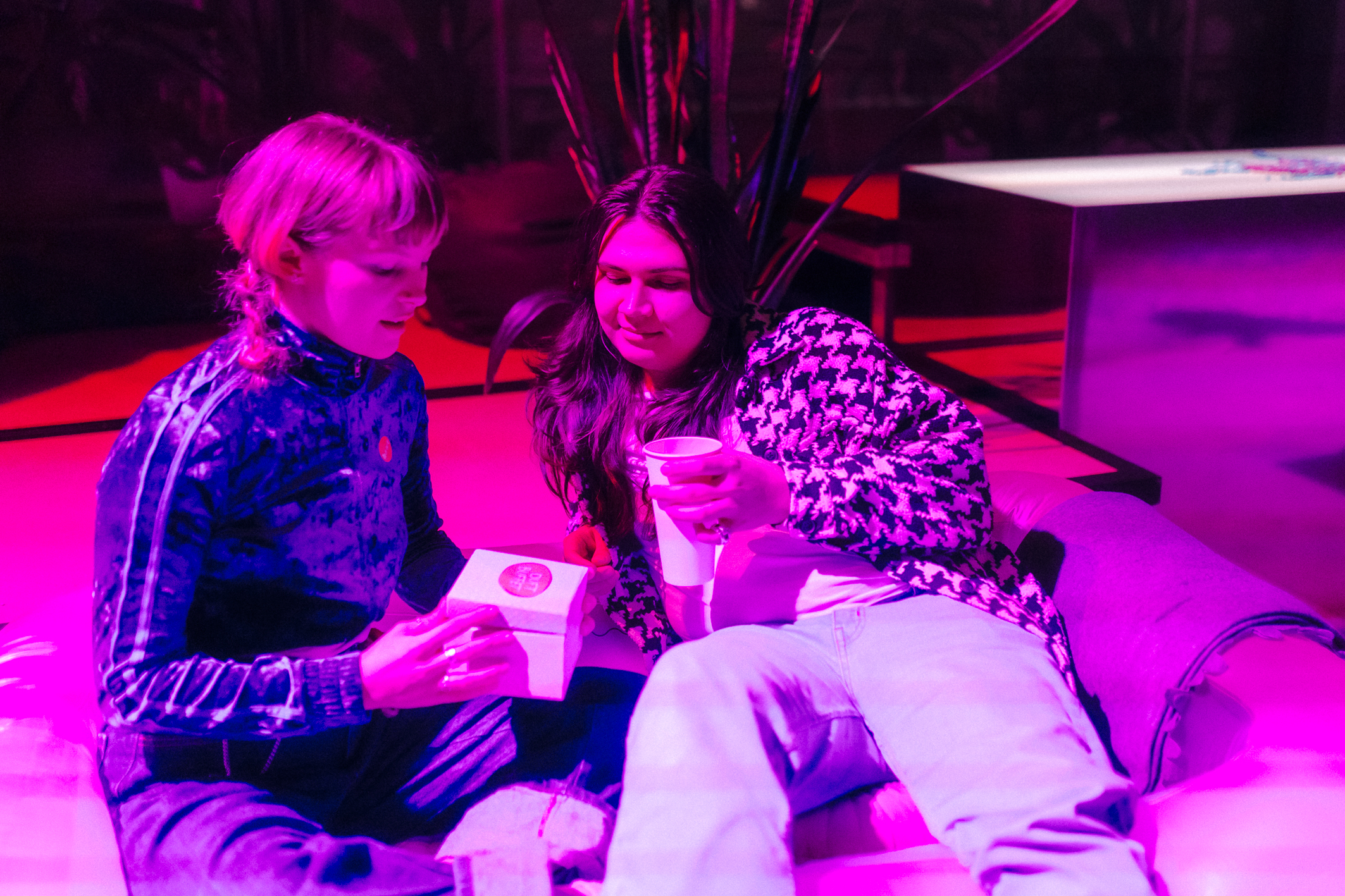 Taking the time hosted by Elena Lach, Ema Benčíková & LIFT Tanzkollektiv